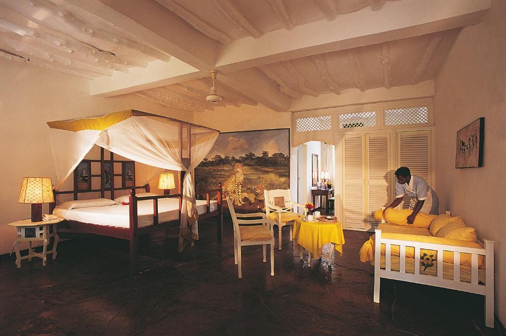 Sandies Tropical Village Resort